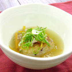 雑穀焼きおにぎり 中華あんかけ風